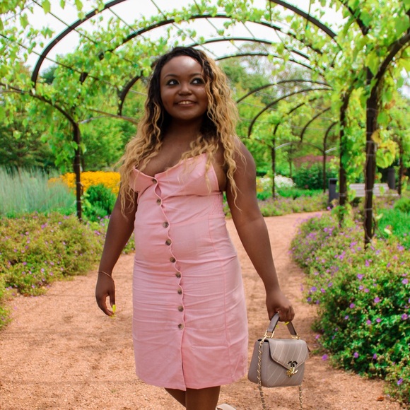 Pretty in pink dress💕 - Picture 2 of 3
